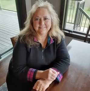 Meet your Posher, Cindy